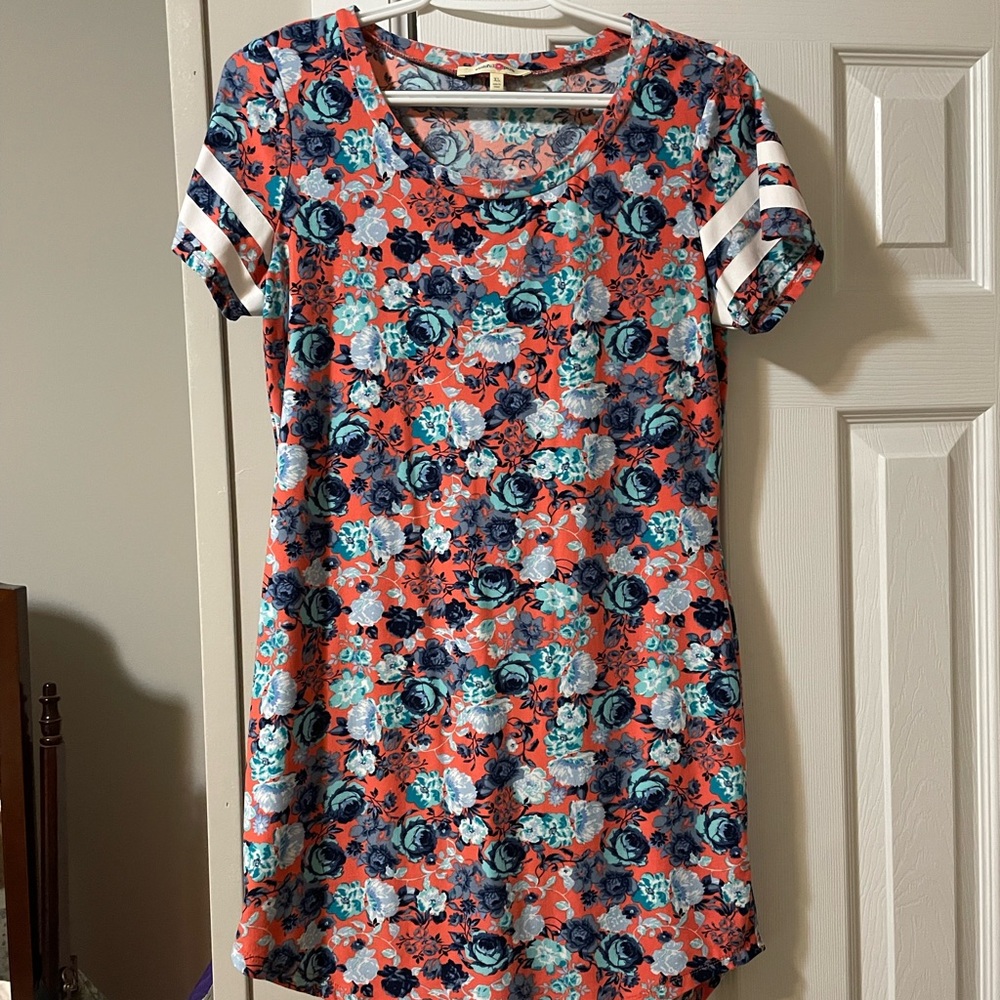 Girls’ XL floral dress